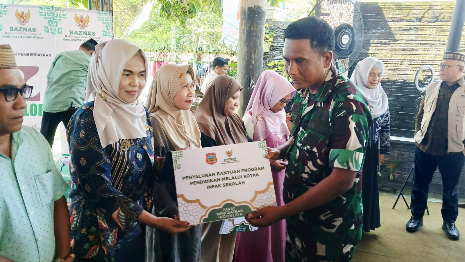 Danramil Limboto Hadiri Penyaluran Zakat Mal Dan Infak Untuk Program Ekonomi Produktif Di Kabupaten Gorontalo