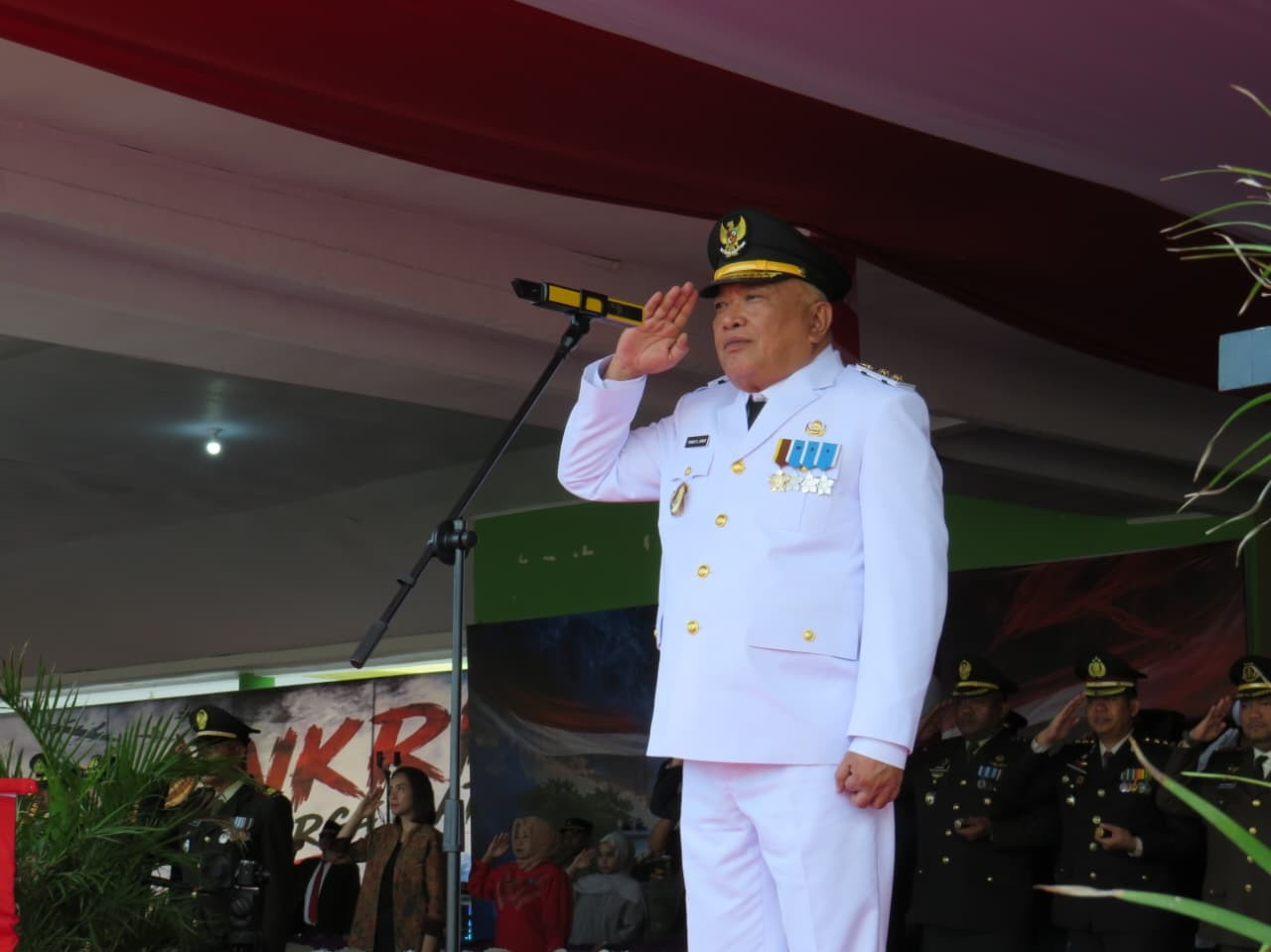 Upacara Penurunan Bendera HUT RI Ke-81 Berlangsung Khidmat, Dandim 1315 Kabupaten Gorontalo Turut Hadir