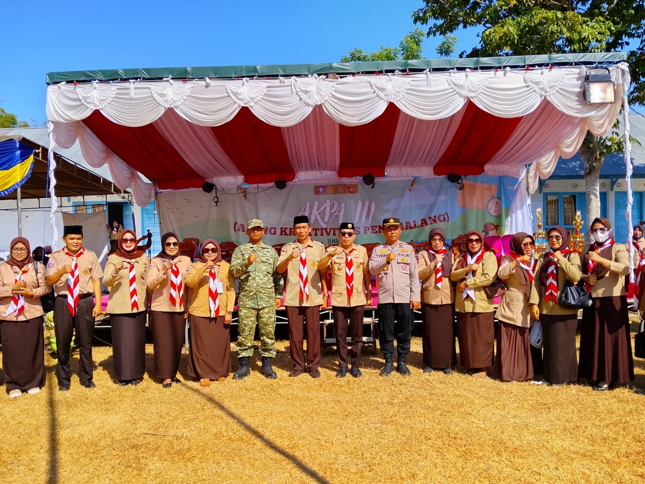 Peringatan Hari Pramuka Ke-65, Babinsa Koramil 1315-01/Telaga Dukung Penutupan AKPA III Dan Bulan Bakti Pramuka